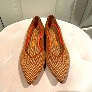 Rothy’s camel herringbone points size 10
